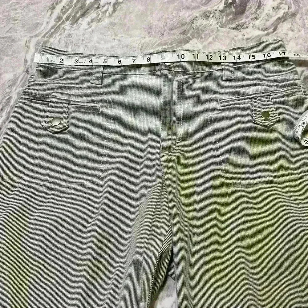 Lee Shorts Womens Size 14 Medium Comfort Waistband Stretch Striped Bermuda Beach - Picture 5 of 8